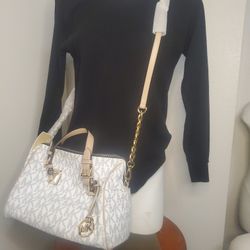 Michael Kors New Handbag Whiye With Tan Leather