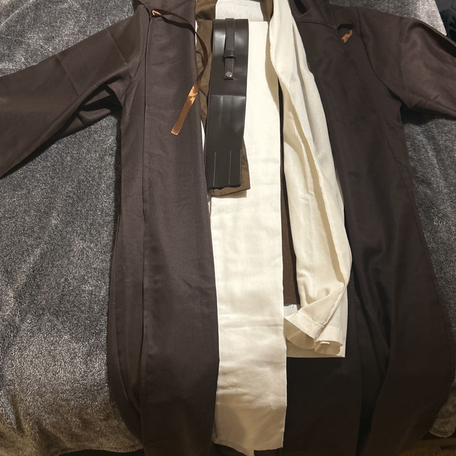 Men’s large Obi-Wan Kenobi Full Costume
