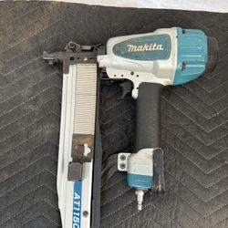 Pneumatic 16-Gauge 7/16 in.Medium Crown Stapler