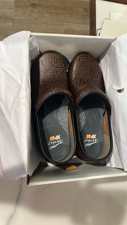 Dansko XP 2.0 Tooled Leather Clogs