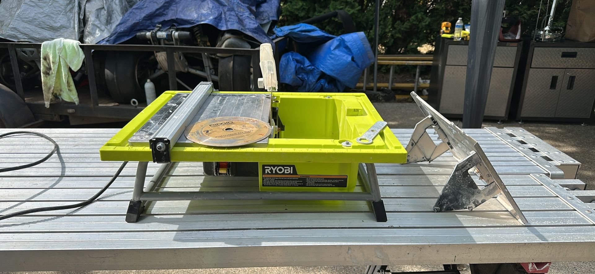 Ryobi 7” Wet Tile Saw