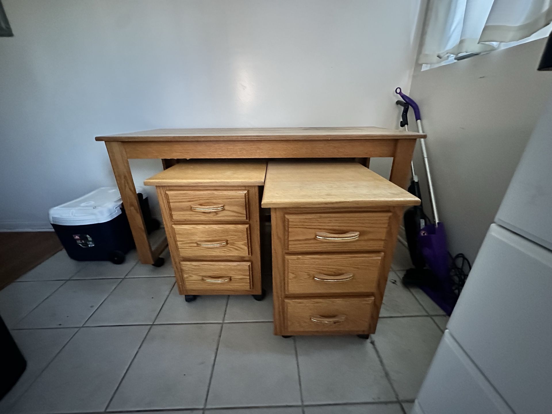 Wood Table and end tables with wheels