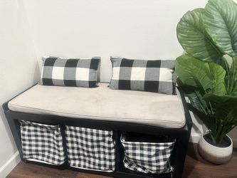 Farmhouse Storage Bench