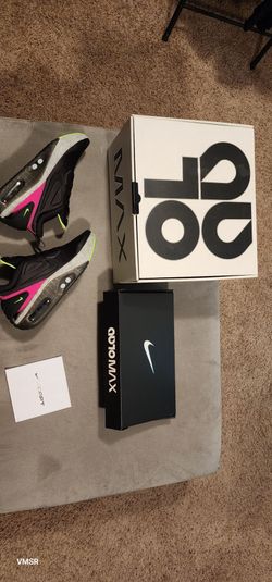 Nike Air Max Auto Adapt size 10.5