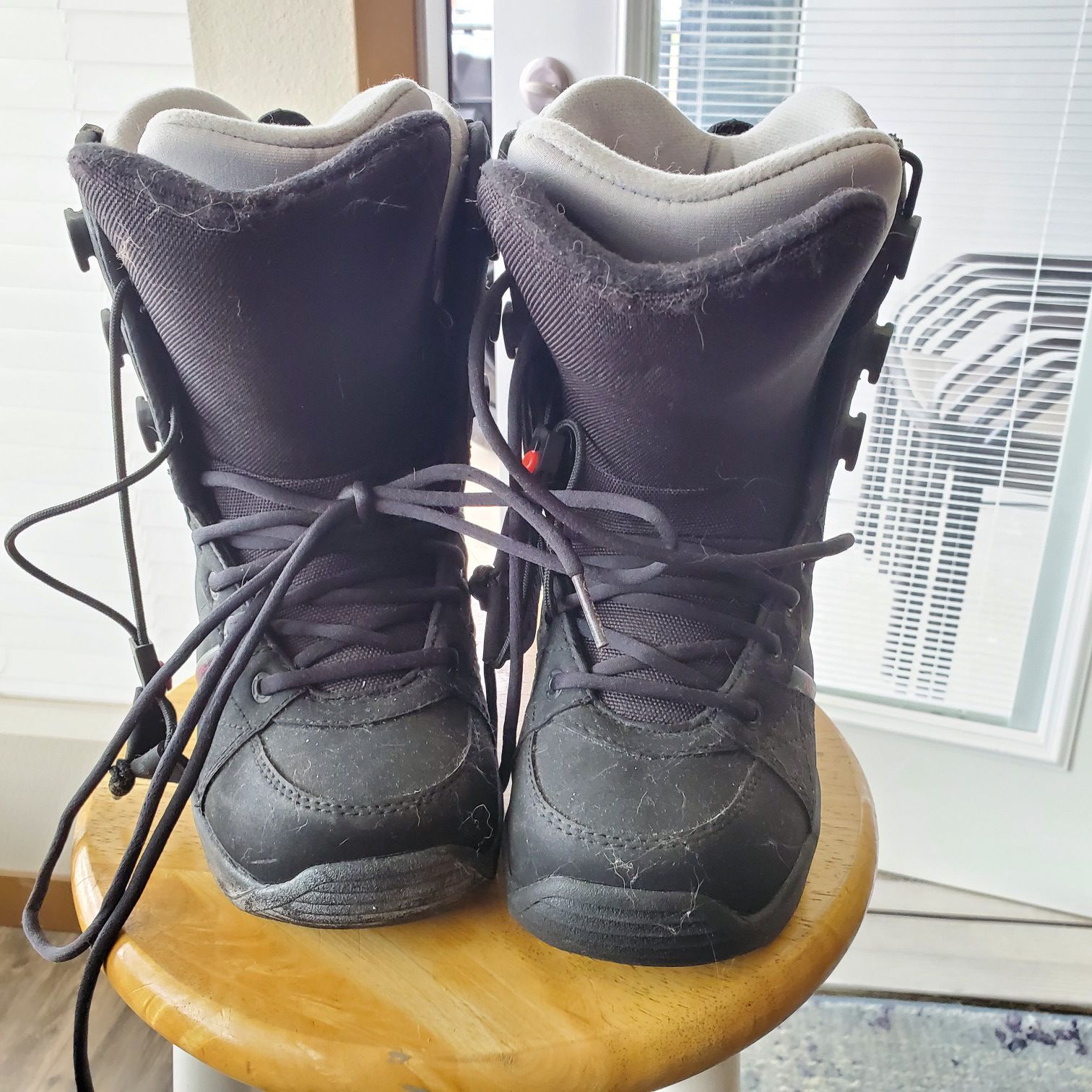 Womens snowboard boots
