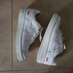 Nike Air Force one supreme Size 13 no box