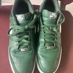 Men’s Nike Air Force Ones 
