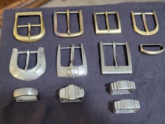 SEVEN MEN'S BELT BUCKETS