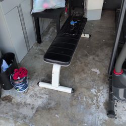Flat Exercise Bench