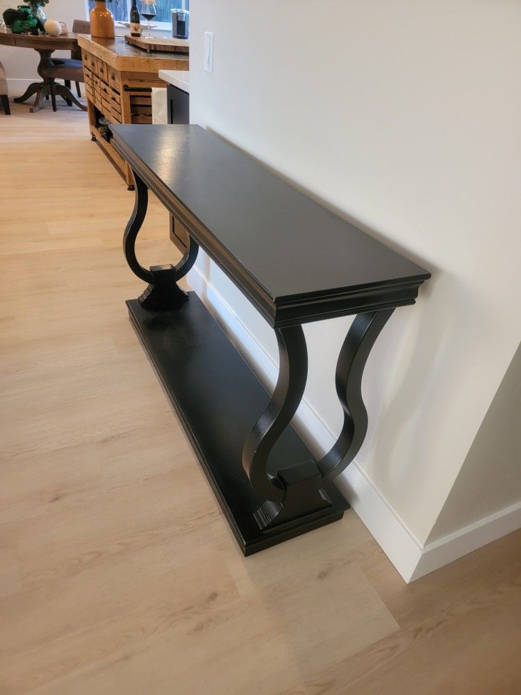 Console table