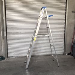 8 ‘ ladder