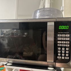Hamilton Beach Microwave – $15 – Works Perfectly – 91746