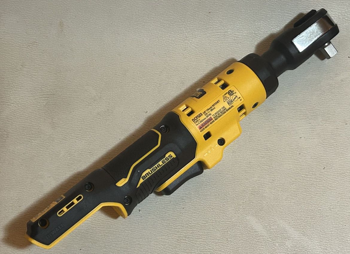 DeWalt XTREME 12-volt Max Variable Speed Brushless 3/8-in Drive Cordless Ratchet Wrench (Bare Tool)