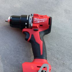 Milwaukee M18 1/2 Inch Brushless Hammer Drill 