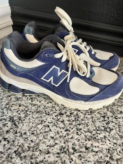 New Balance Shoes Men’s Size 7 Women’s 8.5