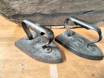 2 Primitive Rustic Antique Cast Iron Clothes Handle Initials Laundry Decor Decoration Sad Vintage