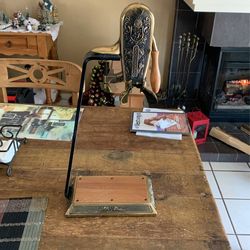 Le Grape Wine Bottle Opener .