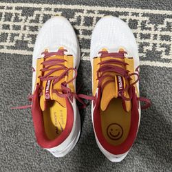 Nike Pegasus Running Shoe USC Edition.