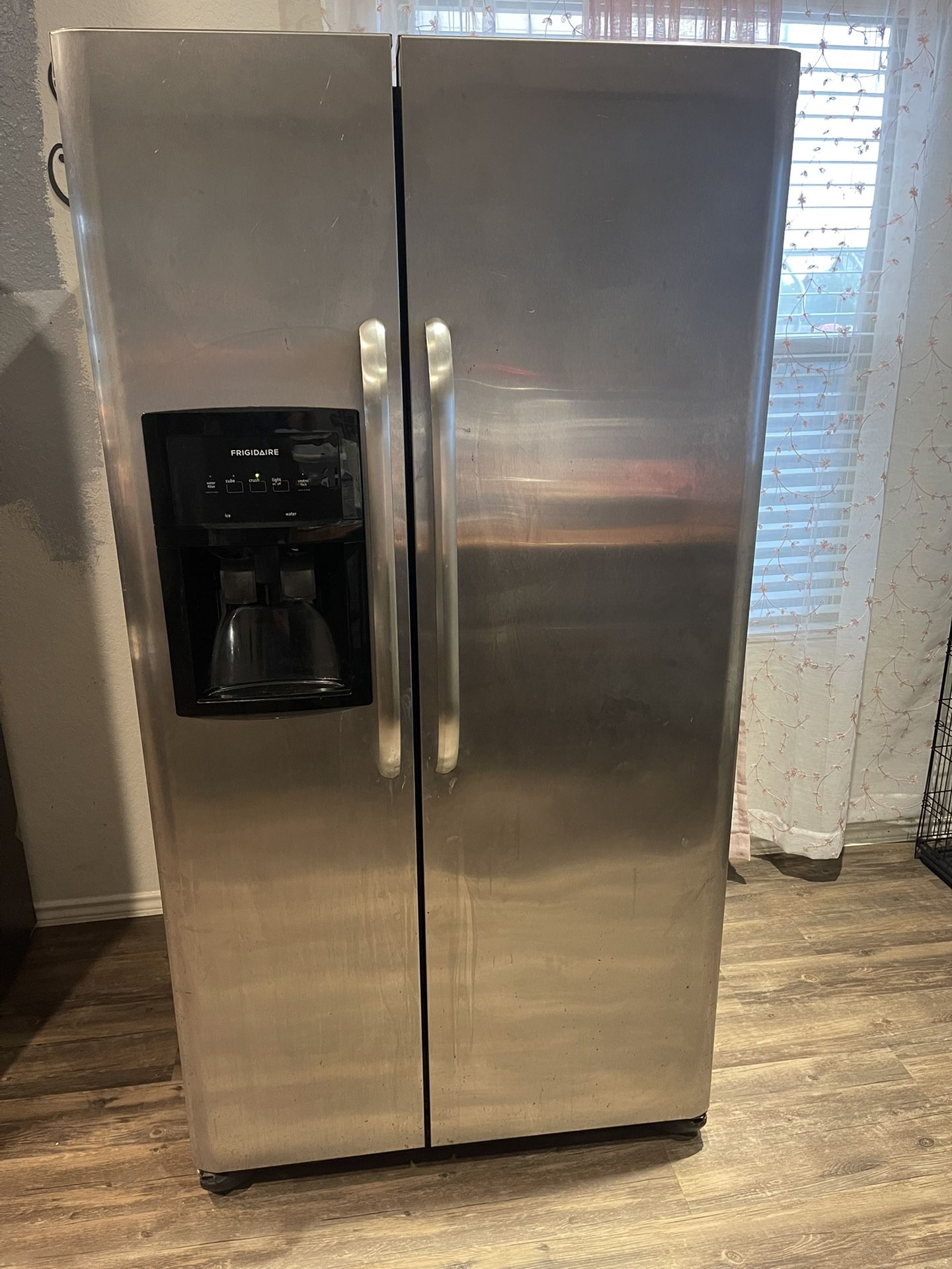 Frigidaire Side By Side Refrigerator