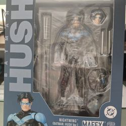 Mafex Nightwing (READ DESCRIPTION)