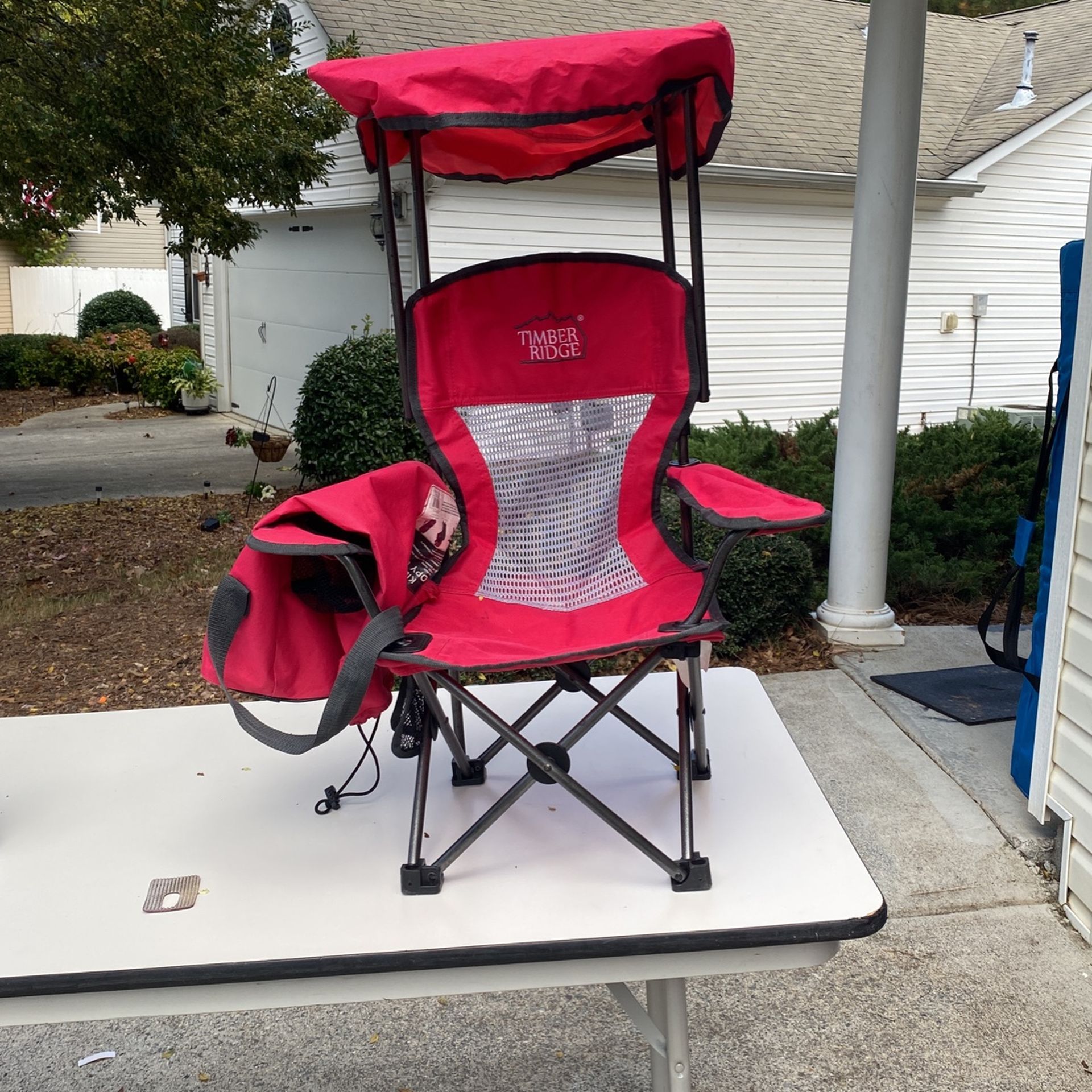 Kid’s Canopy Chair 