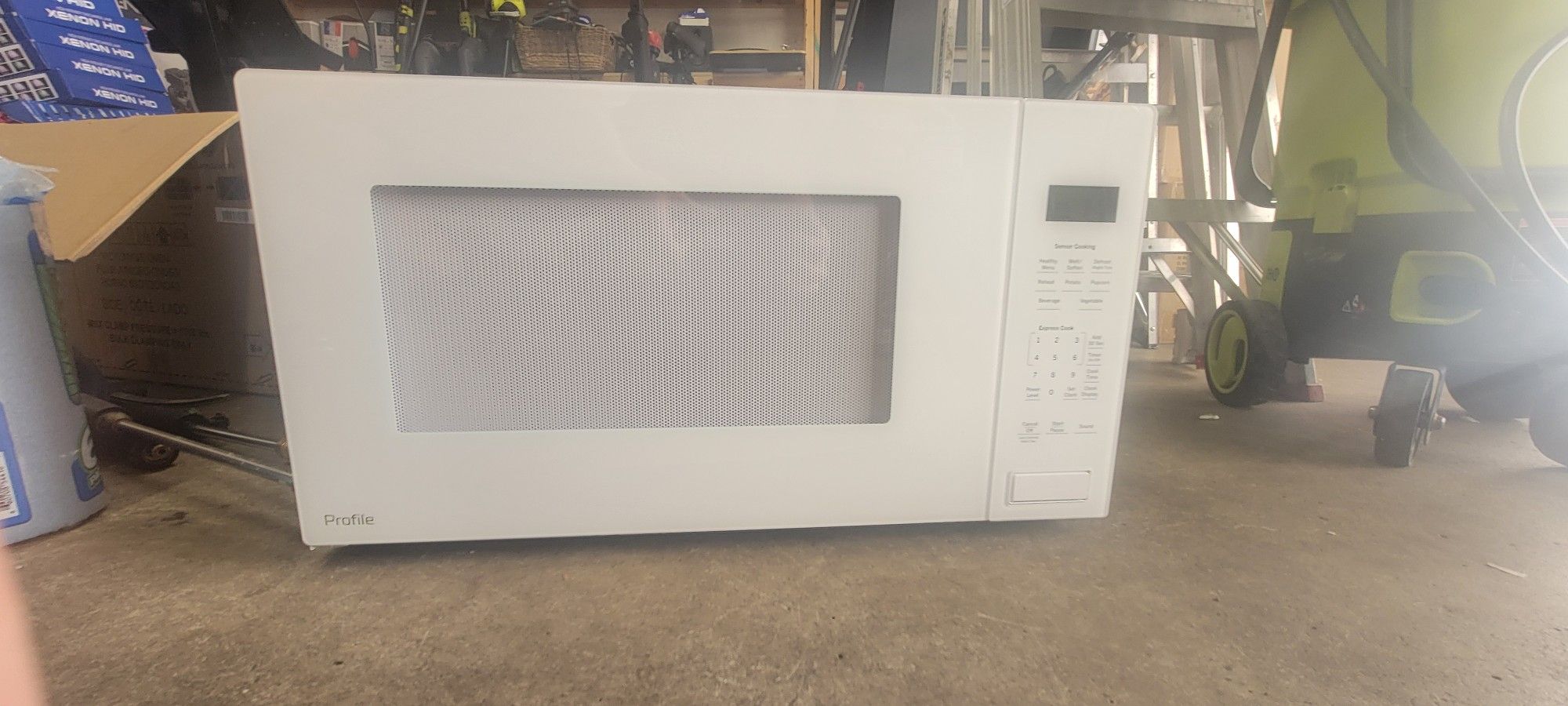 GE Profile 2.2 Cu. Ft. Built-in Microwave (New)