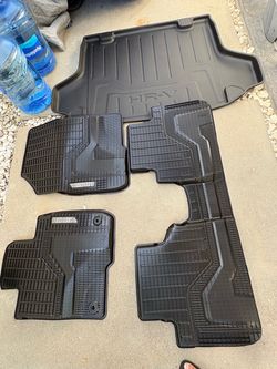 Honda 2023-2026 HRV OEM All weather Floormats n tray