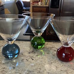 Set Of 3 Vintage Martini Cocktail Glasses 