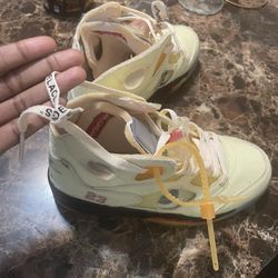 Off White 