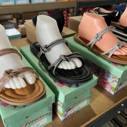 Beautiful Woman Shoes 3 Pairs For $20