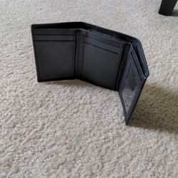 Genuine Leather Tri-fold Men's Wallet 