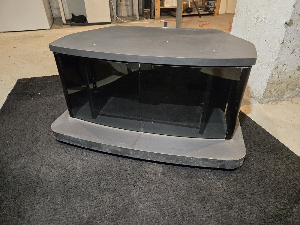 TV Cabinet/Entertainment Stand