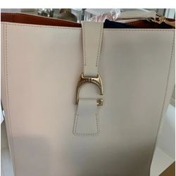 New Ashby WHITE Dooney and Bourke Bag
