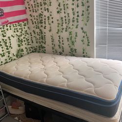 twin size mattress 