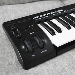 Keystation 49 MK3 Keyboard + USB Cable