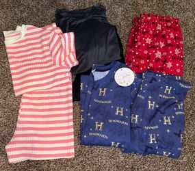 Women’s size large Jammie’s two pairs are new