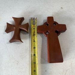 2 wooden Crosses