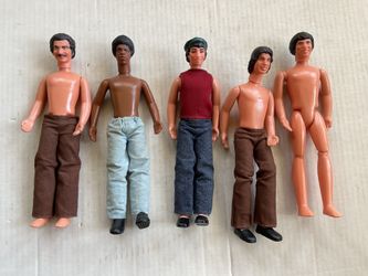 WELCOME. BACK KOTTER DOLLS  5 dolls