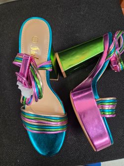 Ladies block high heeled multicolored shoes