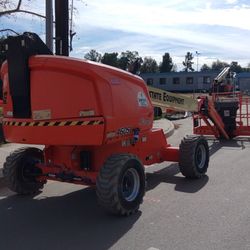 45’ Straight Boom Lift Telescopic 4x4