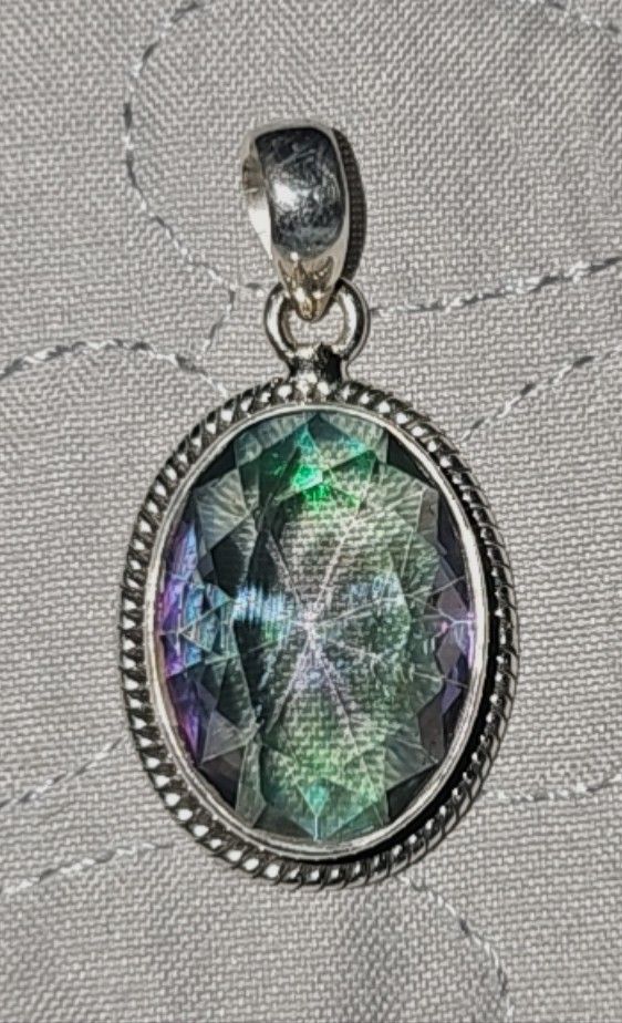 STERLING SILVER PENDANT