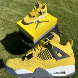 Air Jordan 4 Retro 'Lightning Yellow'