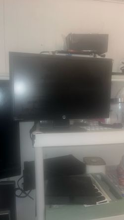 Monitor brand name HP 