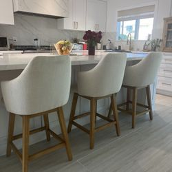 Threshold Swivel Bar Stools 