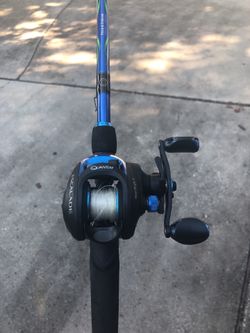 Quantum Escalade baitcast reel with Field and Stream baitcast rod 7ft6  Heavy action for Sale in Orlando, FL - OfferUp