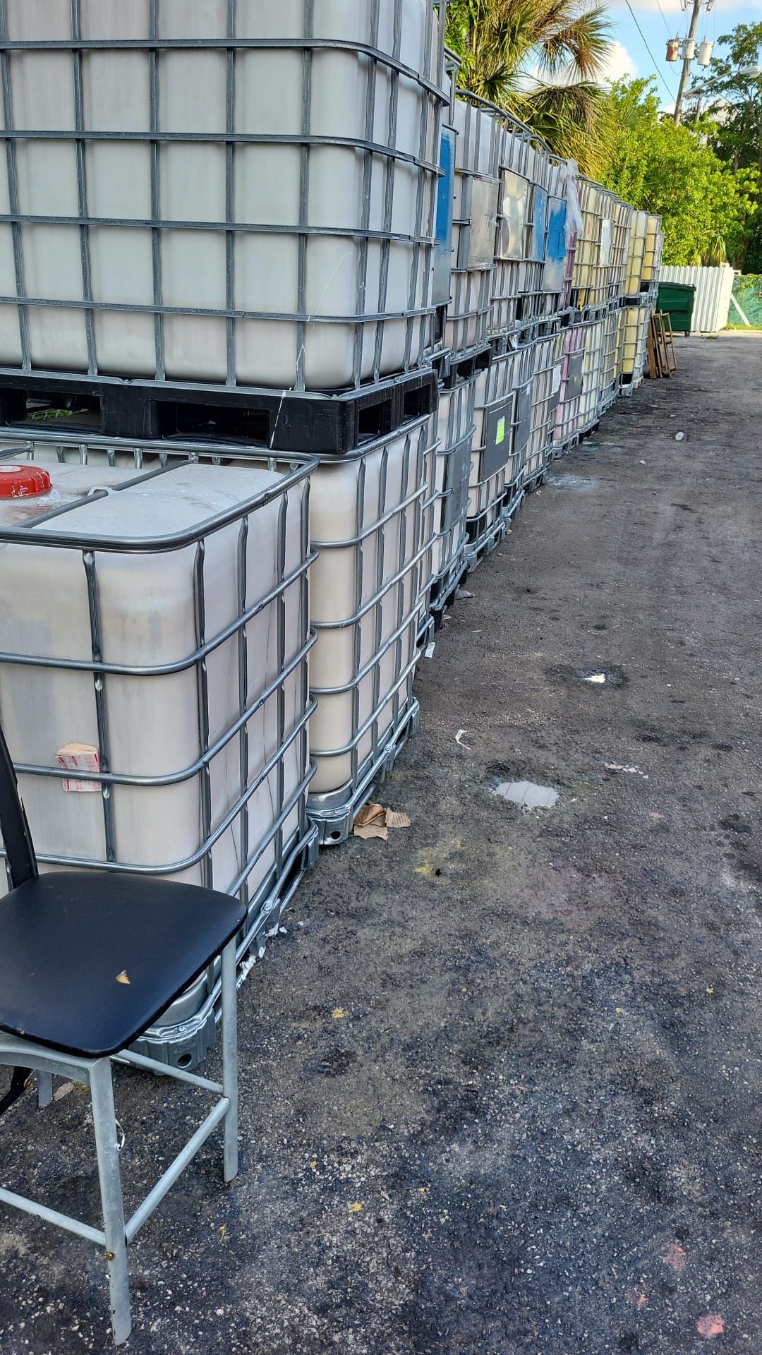 275 Gallon Water Tanks