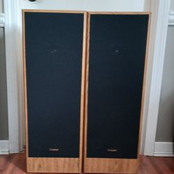 LIKE NEW - Fisher MS-755 - Home Speakers