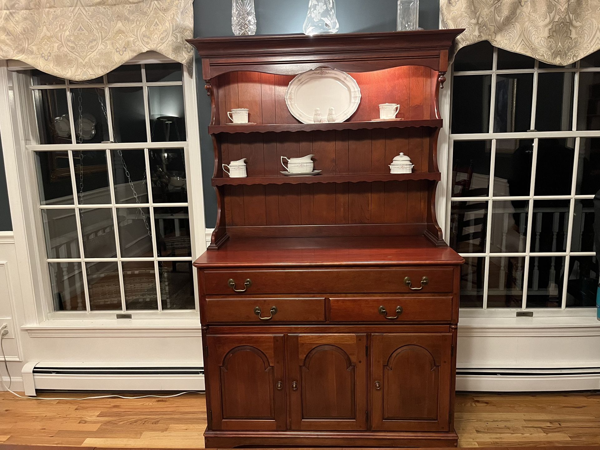 Solid Cherry Wood Hutch