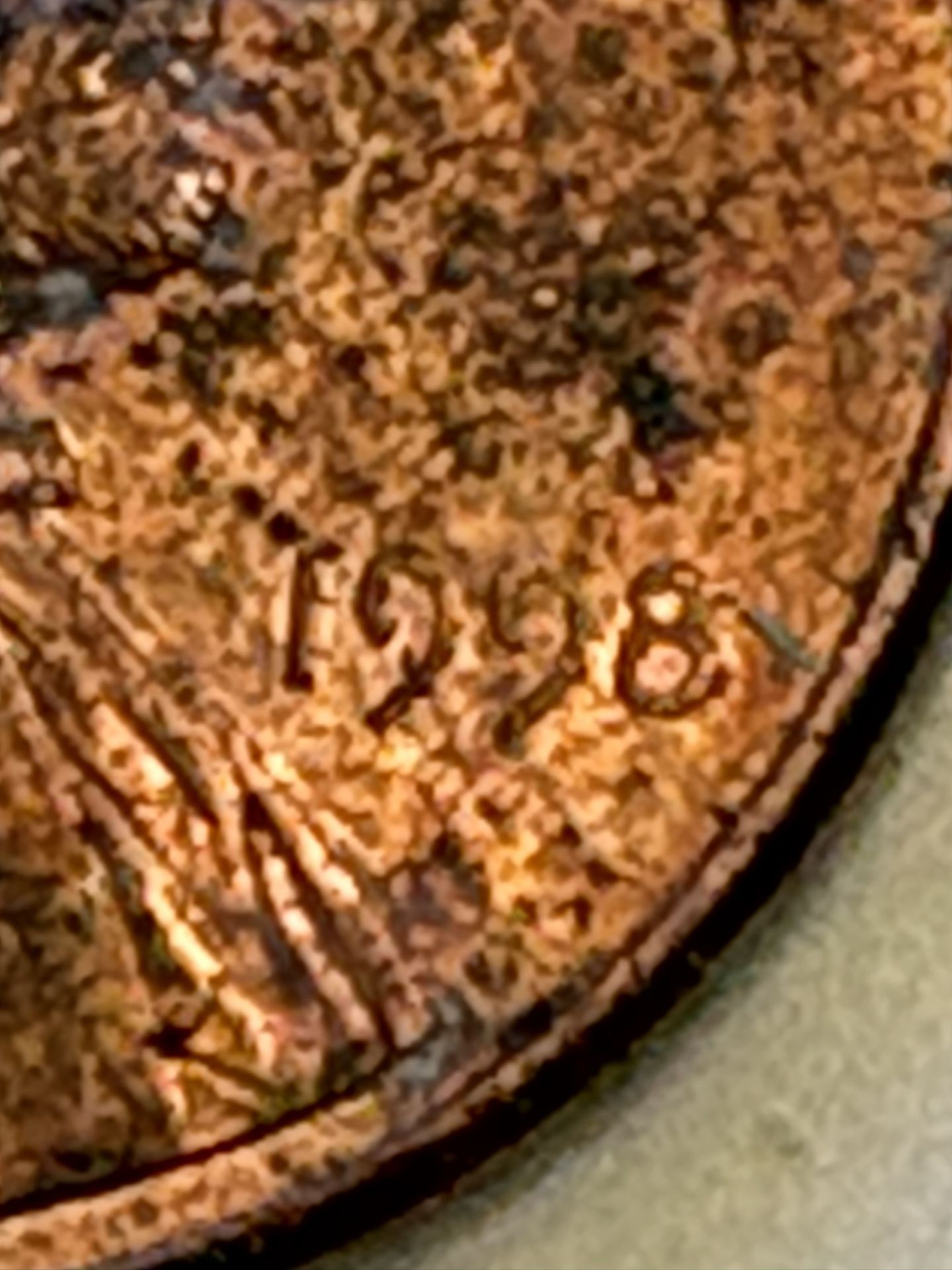 WIDE AM MINT ERROR PENNIES from 1998 and 2000–Includes Shipping