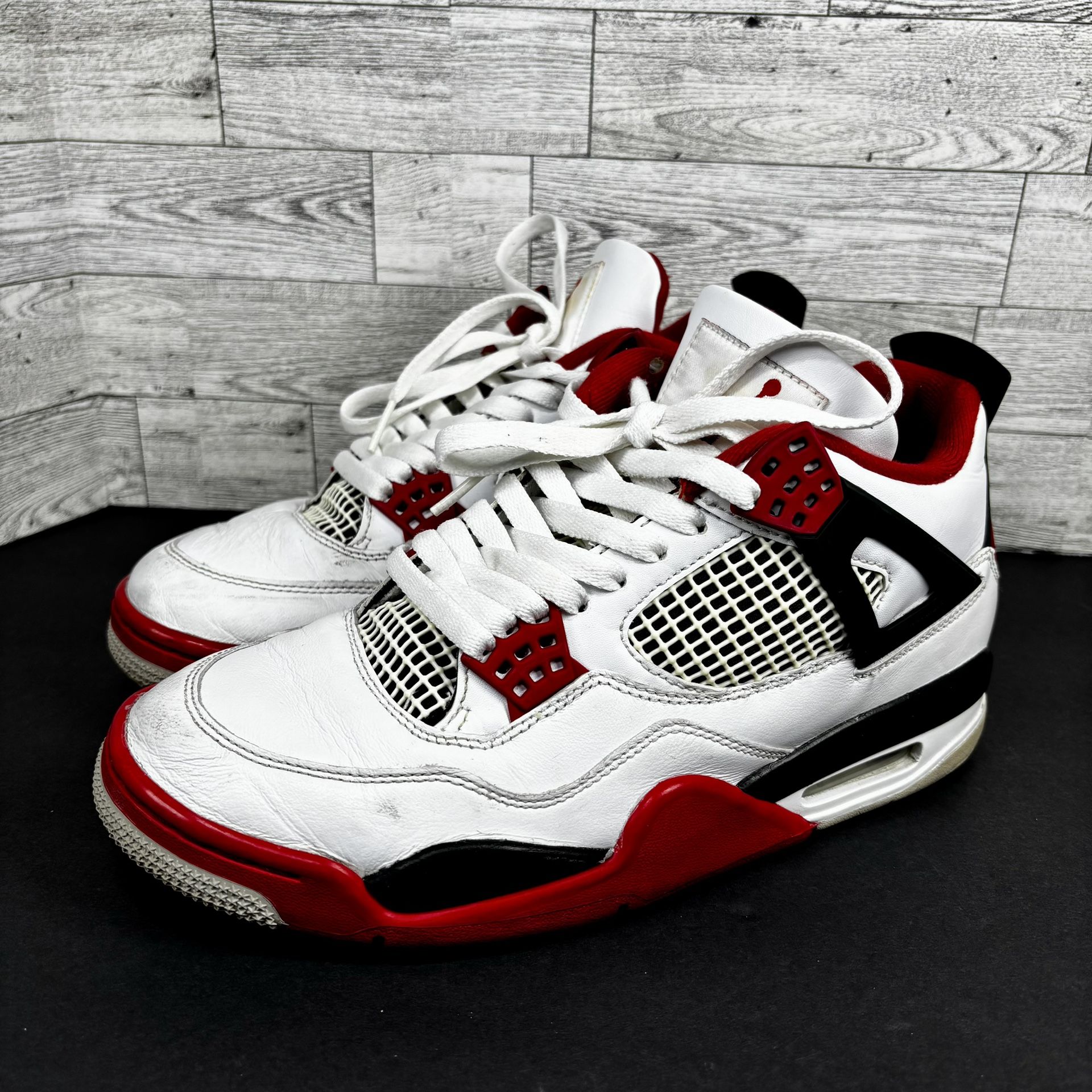 Nike Air Jordan 4 Retro Fire Red 2020 Sneakers in Mens DC7770-160 sz 8